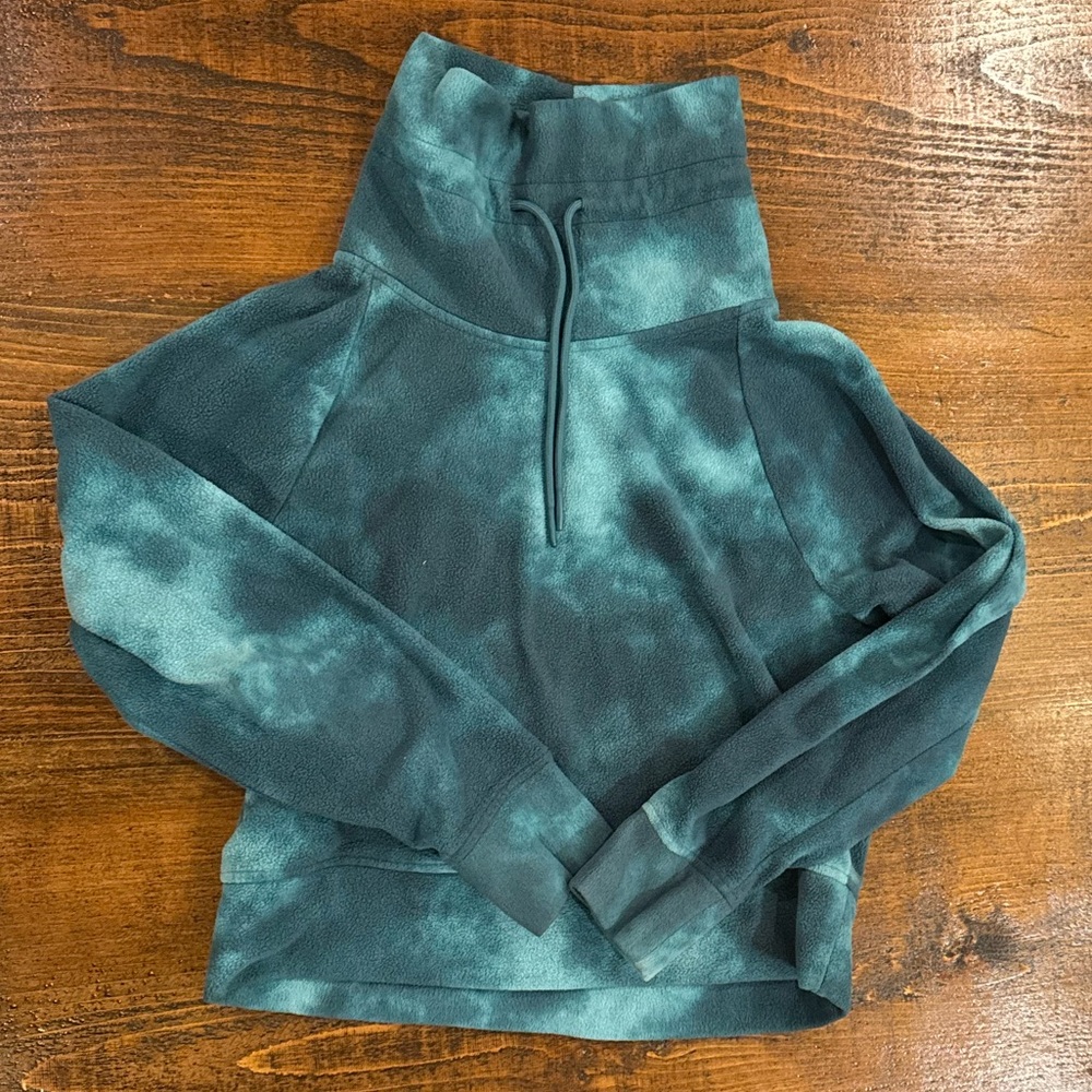 Old Navy Turtleneck Cropped Fleece
